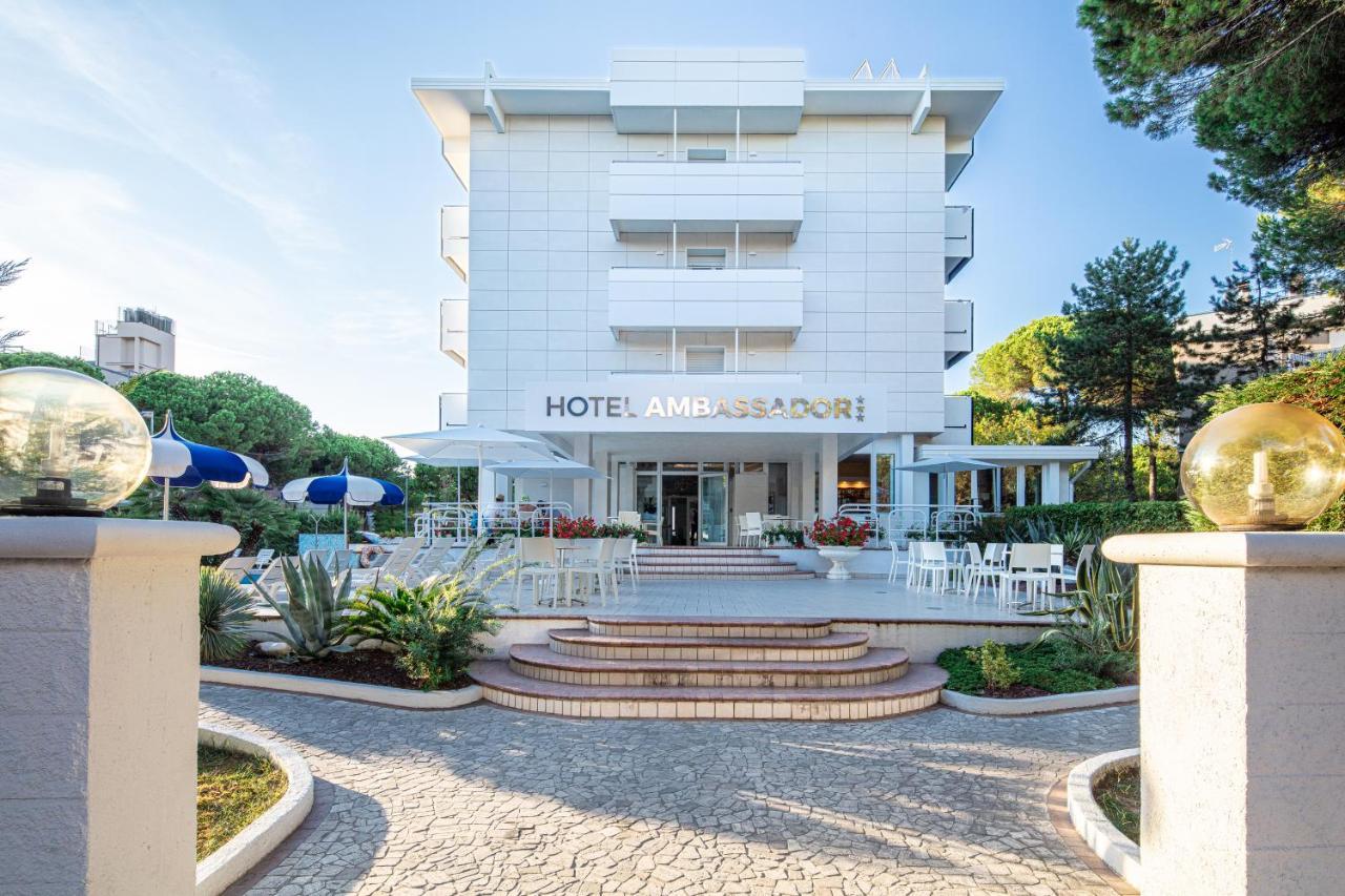 Hotel Ambassador Meuble Λινιάνο Σαμπιαντόρο Εξωτερικό φωτογραφία
